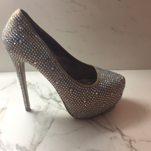 Ladonna Rhinestone Pump - Picture 3 of 5